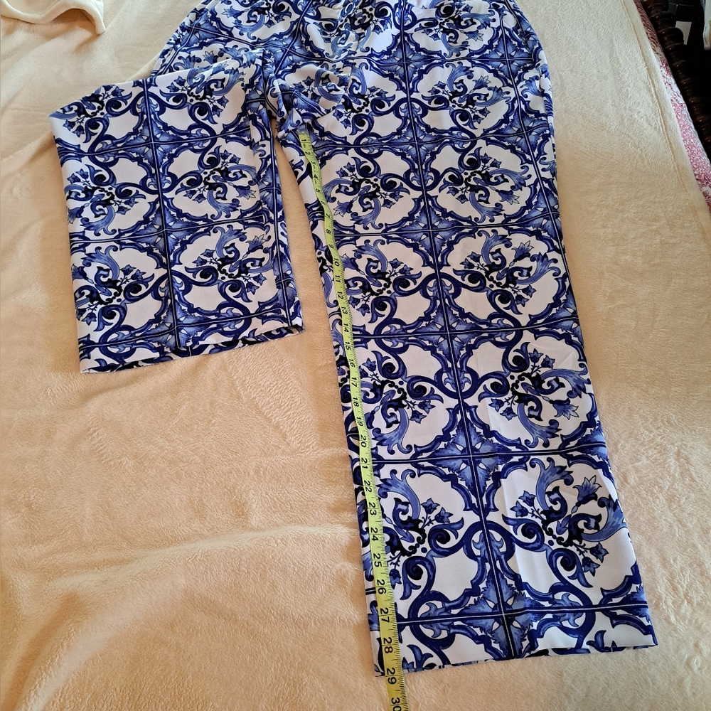 Liz Claiborne Pants - Picture 6 of 7